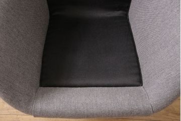 ヴィンテージ家具　北欧家具　デンマーク　くつろぎの時間をより上質にしてくれる1人掛けイージーチェア(一人掛けソファ、1Pソファ、アームチェア)(R-050549)