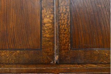 和製アンティーク　タモ材・ケヤキ材　衣装盆付き　木製の引手などの凝ったつくりが魅力!レトロな雰囲気を醸しだす二段重ね和箪笥(和タンス、収納箪笥、時代箪笥、衣装箪笥、着物箪笥)(R-050553)