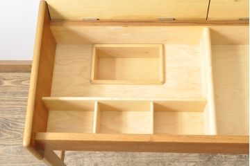 ビンテージ家具　北欧ヴィンテージ　チーク材　フタ付きが珍しく機能的なデスク(机、在宅ワーク、在宅用サイドテーブル)(R-050555)