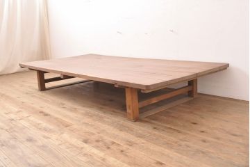和製アンティーク　ヒノキ材　木の素朴な温かみが感じられる特大折り畳みテーブル(座卓、ちゃぶ台)(R-050557)