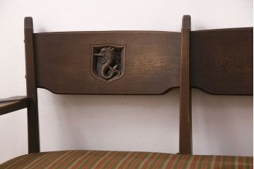 中古　神戸洋家具　永田良介商店　タツ型の彫刻が存在感を放つ3人掛けソファ(三人掛け、3Pソファ)(R-050571)