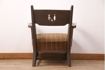 中古　神戸洋家具　永田良介商店　リラックスタイムに活躍するアームチェア(1人掛け、シングルソファ、一人掛け、1Pソファ)(R-050572)