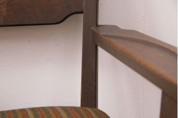 中古　神戸洋家具　永田良介商店　リラックスタイムに活躍するアームチェア(1人掛け、シングルソファ、一人掛け、1Pソファ)(R-050573)