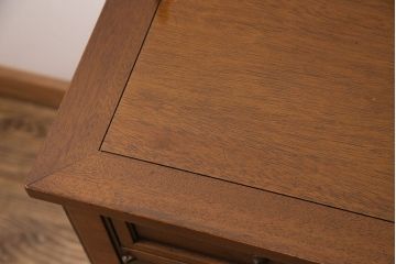 中古　アメリカ製　DREXEL HERITAGE(ドレクセルヘリテイジ)　Triune(トライユン)　キャスター付きサービス台(サーバー、キャビネット、作業台、収納棚)(R-050578)