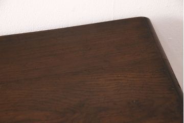 中古　高級　イギリス輸入家具　Royal antique collection(ロイヤル・アンティーク・コレクション)　オーク材　扉や引き出しの凝ったつくりが魅力!重厚感のあるアンティーク調サイドボード(サイドキャビネット、収納棚)(R-050579)