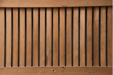 アンティーク建具　明治大正期　枡格子が重厚な雰囲気を醸しだす格子蔵戸1枚　(R-050583)