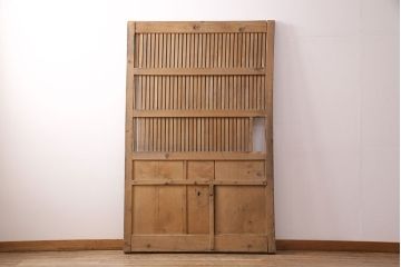 アンティーク建具　明治大正期　枡格子が重厚な雰囲気を醸しだす格子蔵戸(玄関戸、引き戸、建具)(R-050583)