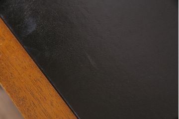 中古　DREXEL HERITAGE(ドレクセルヘリテイジ)　Triune(トライユン)　レザートップが格好いいマホガニー材製のデスク(両袖机、在宅ワーク、在宅用ワークデスク)(定価約75万円)(R-050588)