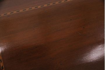 イギリスアンティーク　マホガニー材　象嵌入り　上品なデザインが魅力のライティングビューロー(簿記机、在宅ワーク、在宅用デスク)(R-050590)