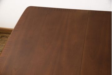 ビンテージ家具　北欧ヴィンテージ　濃い色味が上質な雰囲気を醸し出すチーク材製バタフライテーブル(エクステンションテーブル、ダイニングテーブル)(R-050602)