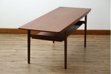 北欧ヴィンテージ　シンプルでスタイリッシュなチーク材製のセンターテーブル(リビングテーブル、コーヒーテーブル、ビンテージ)(R-050608)
