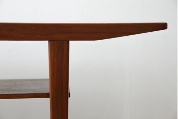 北欧ヴィンテージ　シンプルでスタイリッシュなチーク材製のセンターテーブル(リビングテーブル、コーヒーテーブル、ビンテージ)(R-050608)