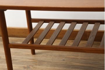 北欧ヴィンテージ　シンプルでスタイリッシュなチーク材製のセンターテーブル(リビングテーブル、コーヒーテーブル、ビンテージ)(R-050609)