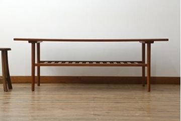 北欧ヴィンテージ　シンプルでスタイリッシュなチーク材製のセンターテーブル(リビングテーブル、コーヒーテーブル、ビンテージ)(R-050609)