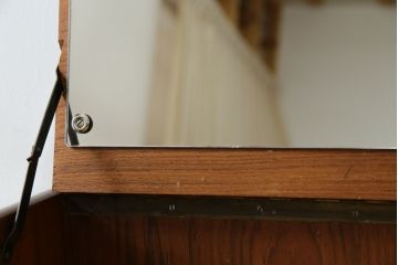 北欧ヴィンテージ　チーク材　コンパクトなサイズが嬉しいスタイリッシュなドレッシングチェスト(ドレッサー、鏡台、引き出し、ビンテージ)(R-050610)