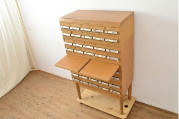 【簡易リペア限定品】和製ヴィンテージ　昭和レトロ　KIHARA　ナチュラルスタイルの収納におすすめのナラ材製ネームプレート付きカードケース(引き出し、チェスト、ビンテージ、図書館、図書室)(R-050611)