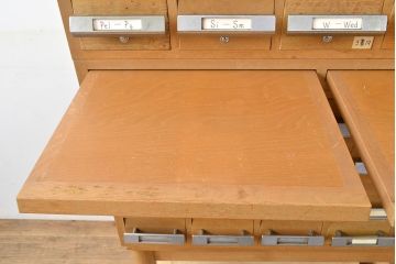 【簡易リペア限定品】和製ヴィンテージ　昭和レトロ　KIHARA　ナチュラルスタイルの収納におすすめのナラ材製ネームプレート付きカードケース(引き出し、チェスト、ビンテージ、図書館、図書室)(R-050611)