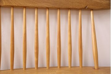 中古　手造り家具　頑固おやじ製　総栗無垢材　芸術品のような存在感のあるコノイドベンチ風木製ベンチ(長椅子、板座チェア)(R-050617)