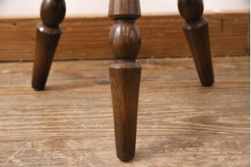 ビンテージ家具　飛騨産業　キツツキ　持ち手がついたデザインが目を引くミルクスツール(花台、板座チェア、丸椅子、ヴィンテージ)(R-050620)