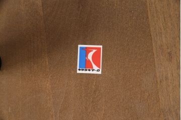 ビンテージ家具　飛騨産業　キツツキ　持ち手がついたデザインが目を引くミルクスツール(花台、板座チェア、丸椅子、ヴィンテージ)(R-050620)