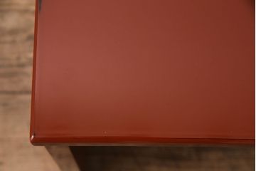 中古　美品　高級品　曙塗り(あけぼのぬり)　漆の朱赤が和の趣を高める文机(座机、片袖机)(定価約35万円)(R-050621)
