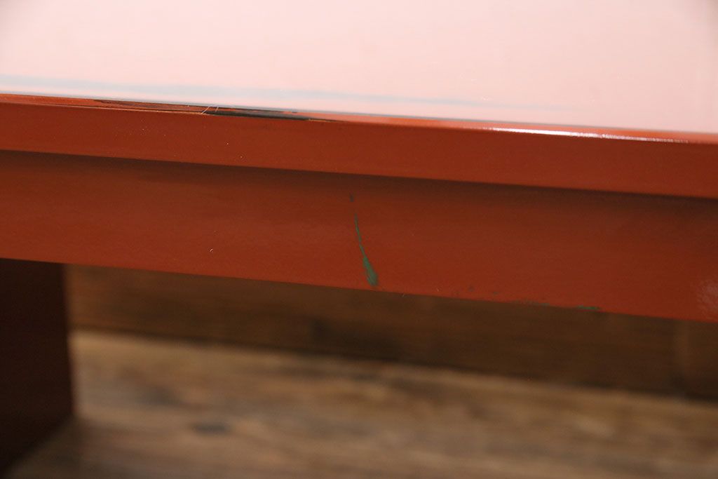 中古　美品　高級品　曙塗り(あけぼのぬり)　漆の朱赤が和の趣を高める文机(座机、片袖机)(定価約35万円)(R-050621)