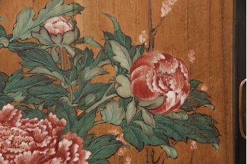 和製アンティーク　明治期　湘城　妻一離?作　日本の美が感じられる、牡丹図が美しい時代戸棚(板絵、湖城、収納棚、時代箪笥)(R-050623)