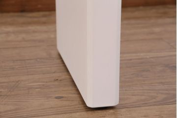 中古　展示品　極美品　arflex(アルフレックス)　AFFOGATO(アフォガード)　白を基調とした空間にマッチするダイニングテーブル(6人掛け、4人掛け)(定価約48万円)(R-050625)