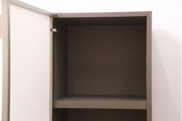 中古　arflex(アルフレックス)　C.C.09(シー.シー.09)　シンプルでモダンな佇まいが上質な空間を演出するサイドキャビネット(収納棚、戸棚)(定価約25万円)(R-050635)