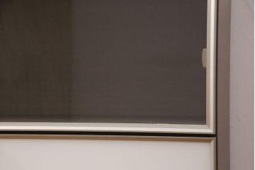 中古　arflex(アルフレックス)　C.C.09(シー.シー.09)　シンプルでモダンな佇まいが上質な空間を演出するサイドボード(収納棚、戸棚)(定価約59万円)(R-050636)