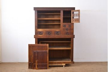 和製アンティーク　ケヤキ材・前面ヒノキ材　和の情緒たっぷりの空間づくりが叶う四尺水屋箪笥(重ね箪笥、食器棚、収納棚、キャビネット)(R-050644)