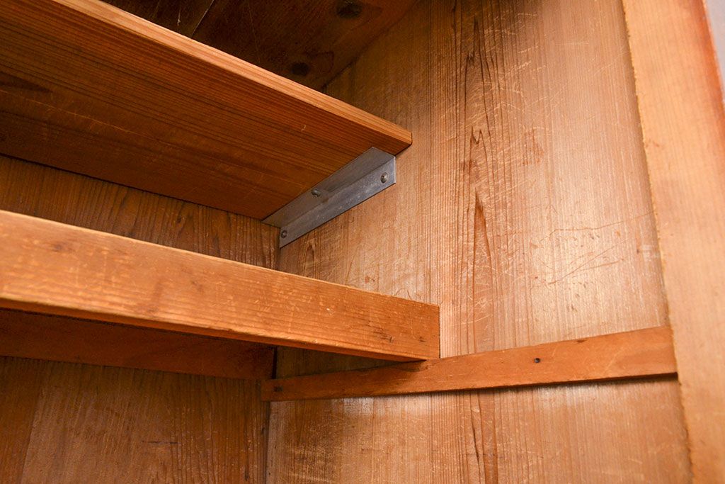 和製アンティーク　ケヤキ材・前面ヒノキ材　和の情緒たっぷりの空間づくりが叶う四尺水屋箪笥(重ね箪笥、食器棚、収納棚、キャビネット)(R-050644)