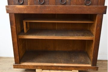 和製アンティーク　ケヤキ材・前面ヒノキ材　和の情緒たっぷりの空間づくりが叶う四尺水屋箪笥(重ね箪笥、食器棚、収納棚、キャビネット)(R-050644)