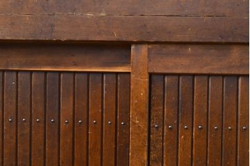 和製アンティーク　ケヤキ材・前面ヒノキ材　和の情緒たっぷりの空間づくりが叶う四尺水屋箪笥(重ね箪笥、食器棚、収納棚、キャビネット)(R-050644)