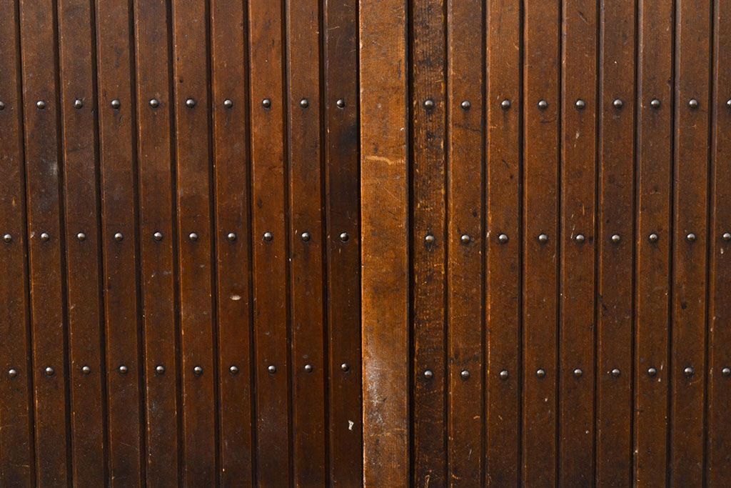 和製アンティーク　ケヤキ材・前面ヒノキ材　和の情緒たっぷりの空間づくりが叶う四尺水屋箪笥(重ね箪笥、食器棚、収納棚、キャビネット)(R-050644)