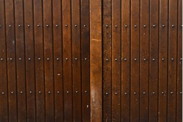 和製アンティーク　ケヤキ材・前面ヒノキ材　和の情緒たっぷりの空間づくりが叶う四尺水屋箪笥(重ね箪笥、食器棚、収納棚、キャビネット)(R-050644)