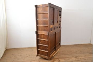 和製アンティーク　ケヤキ材・前面ヒノキ材　和の情緒たっぷりの空間づくりが叶う四尺水屋箪笥(重ね箪笥、食器棚、収納棚、キャビネット)(R-050644)