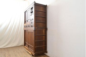 和製アンティーク　ケヤキ材・前面ヒノキ材　和の情緒たっぷりの空間づくりが叶う四尺水屋箪笥(重ね箪笥、食器棚、収納棚、キャビネット)(R-050644)