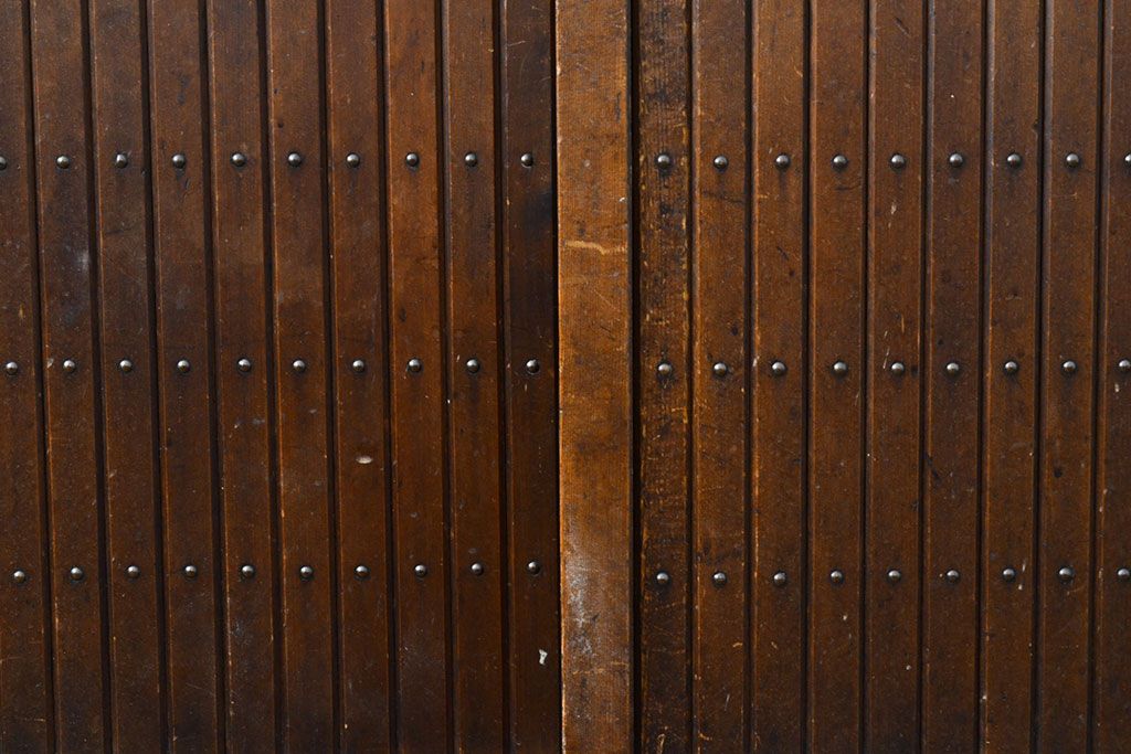 和製アンティーク　ケヤキ材・前面ヒノキ材　和の情緒漂う空間づくりが叶う四尺水屋箪笥サイドボード(食器棚、収納棚、キャビネット)(R-050646)