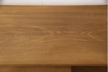 中古　美品　国産　民芸家具　タモ材　素朴な木肌が温かい雰囲気を醸し出す飾り棚(茶棚、収納棚、戸棚)(R-050648)