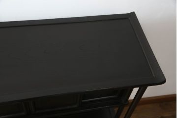 和製アンティーク　時代物　漆塗り　指物造り　上質な和の雰囲気漂う総ケヤキ材製の飾り棚(茶棚、収納棚、戸棚)(R-050649)