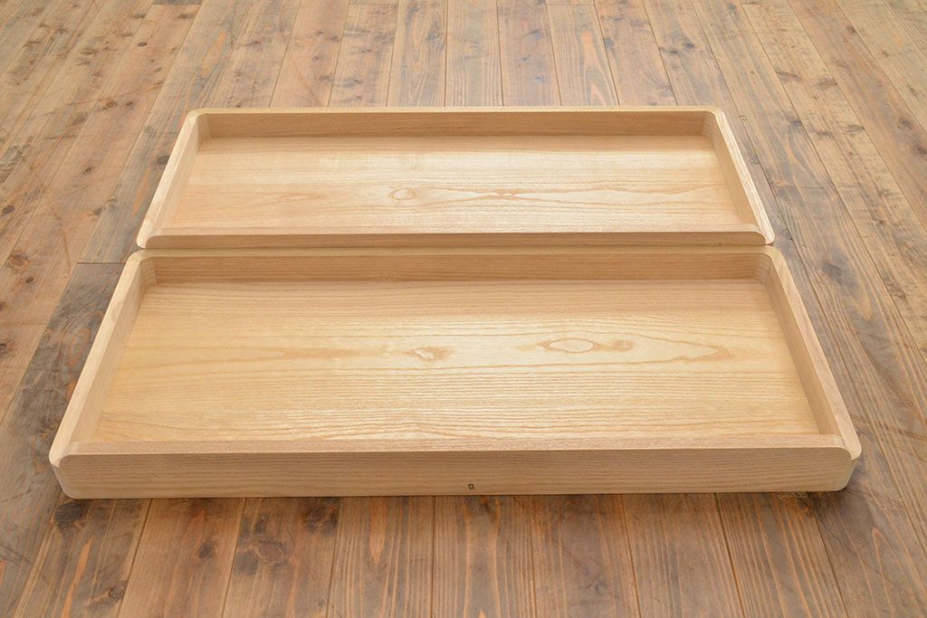 中古　衣装盆付き　上品なデザインの飾り金具がアクセントになっている会津桐の総桐箪笥(着物箪笥、衣装箪笥、桐たんす)(並厚、四方丸、桐たんす)(R-050650)