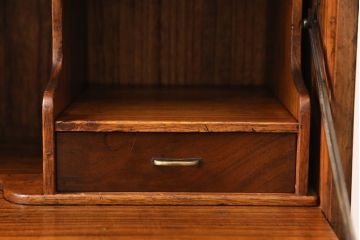 和製アンティーク　前面桑材　網代模様が和の情緒漂わせる小ぶりなライティングビューロー(デスク、机、在宅ワーク、在宅用引き出し)(R-050651)