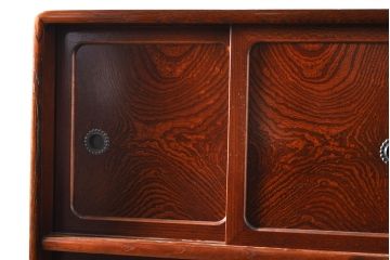 中古　極美品　国産　手造り　工芸家具　漆塗りの艶が上品さを漂わせる茶箪笥(飾り棚、収納棚、戸棚)(定価約59万円)(R-050657)