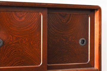中古　極美品　国産　手造り　工芸家具　漆塗りの艶が上品さを漂わせる茶箪笥(飾り棚、収納棚、戸棚)(定価約59万円)(R-050657)
