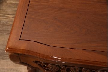 中古　極美品　三越百貨店取扱い品　高級カリン材を使用した気品ある佇まいのセンターテーブル(ローテーブル、リビングテーブル、花梨材)(定価約19万円)(R-050658)