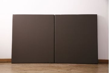 中古　極美品　2017年製　NIHON BED(日本ベッド)　希少!シンプルモダンな空間づくりにおすすめのベッド(セミダブル)(定価約31万9千円)(R-050662)