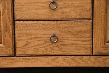 中古　ブランド家具「頑固おやじ」　栗材　木の温もりあふれるサイドボード(収納棚、戸棚、キャビネット)(R-050663)