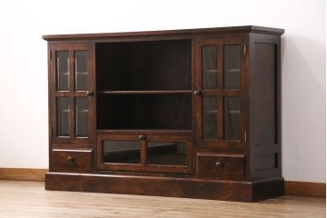 中古　民芸家具　落ち着きのある空間づくりに活躍する蝦夷民芸のサイドボード(収納棚、戸棚、キャビネット)(R-050665)