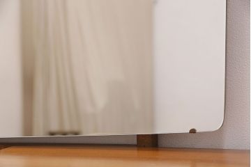 イギリスヴィンテージ　G-PLAN　蛇腹扉が珍しい!北欧テイストのお部屋作りにぴったりのドレッサー(鏡台、サイドボード、ビンテージ)(R-050666)